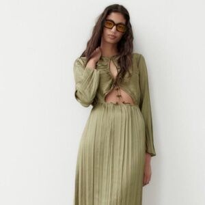 NWT Zara SS22 Plisse Beaded Dress - XL